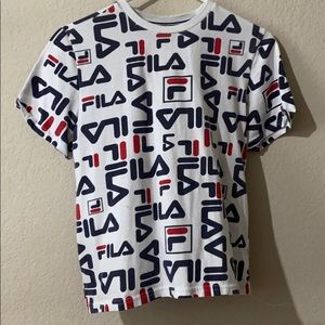 Fila tee